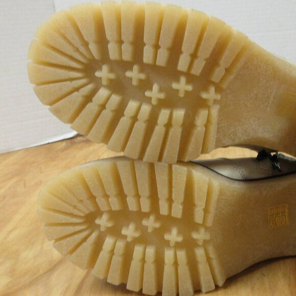 FREE PEOPLE James Chelsea Leather Boots Sz EU 36/US 5.5-6 Bone White Booties NWT - Picture 13 of 16